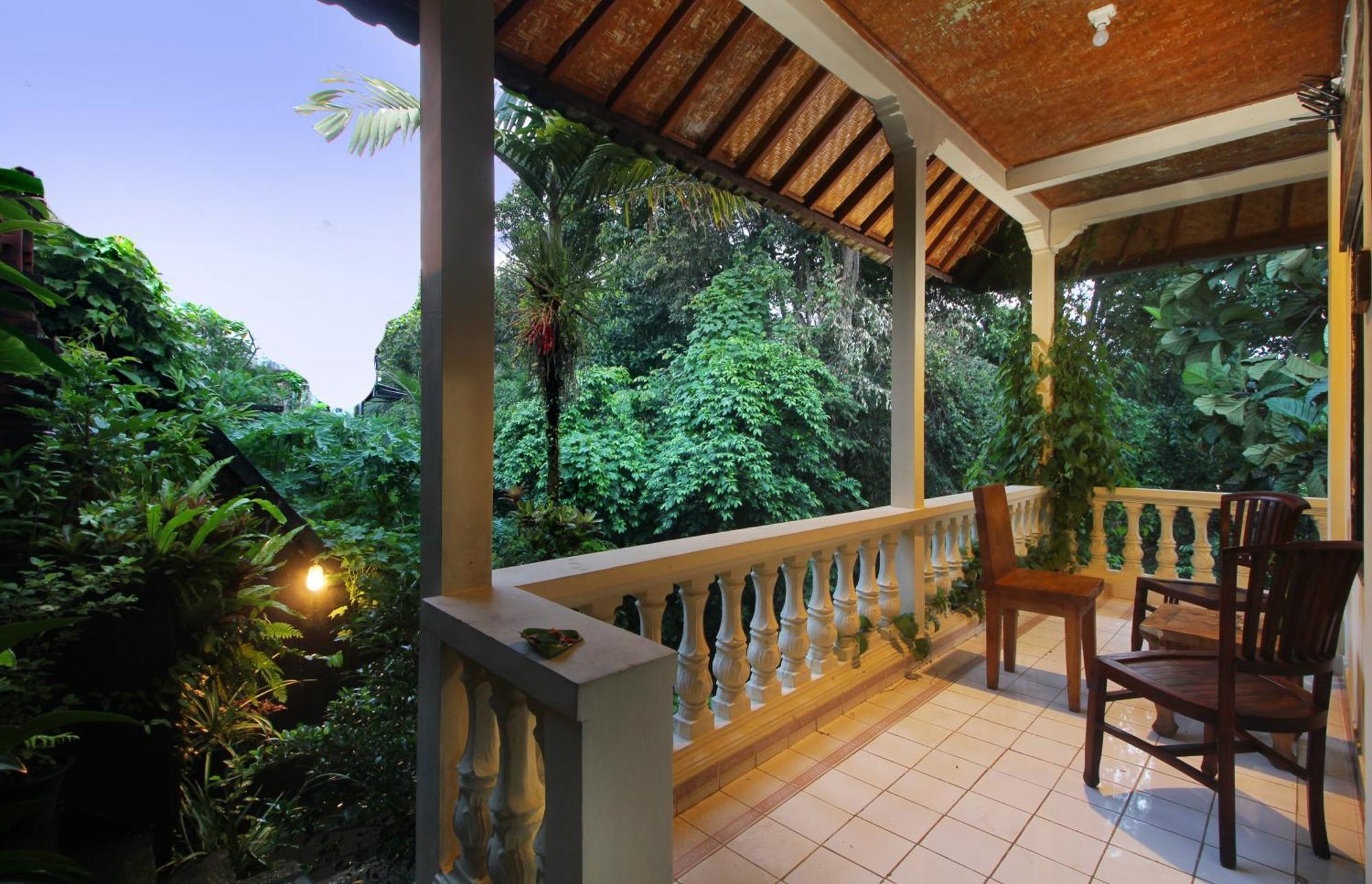Sari Gong Guest House, A Trishula Collection Ubud Extérieur photo